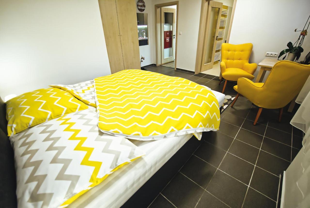Nice Accommodation In Mikulov Zewnętrze zdjęcie