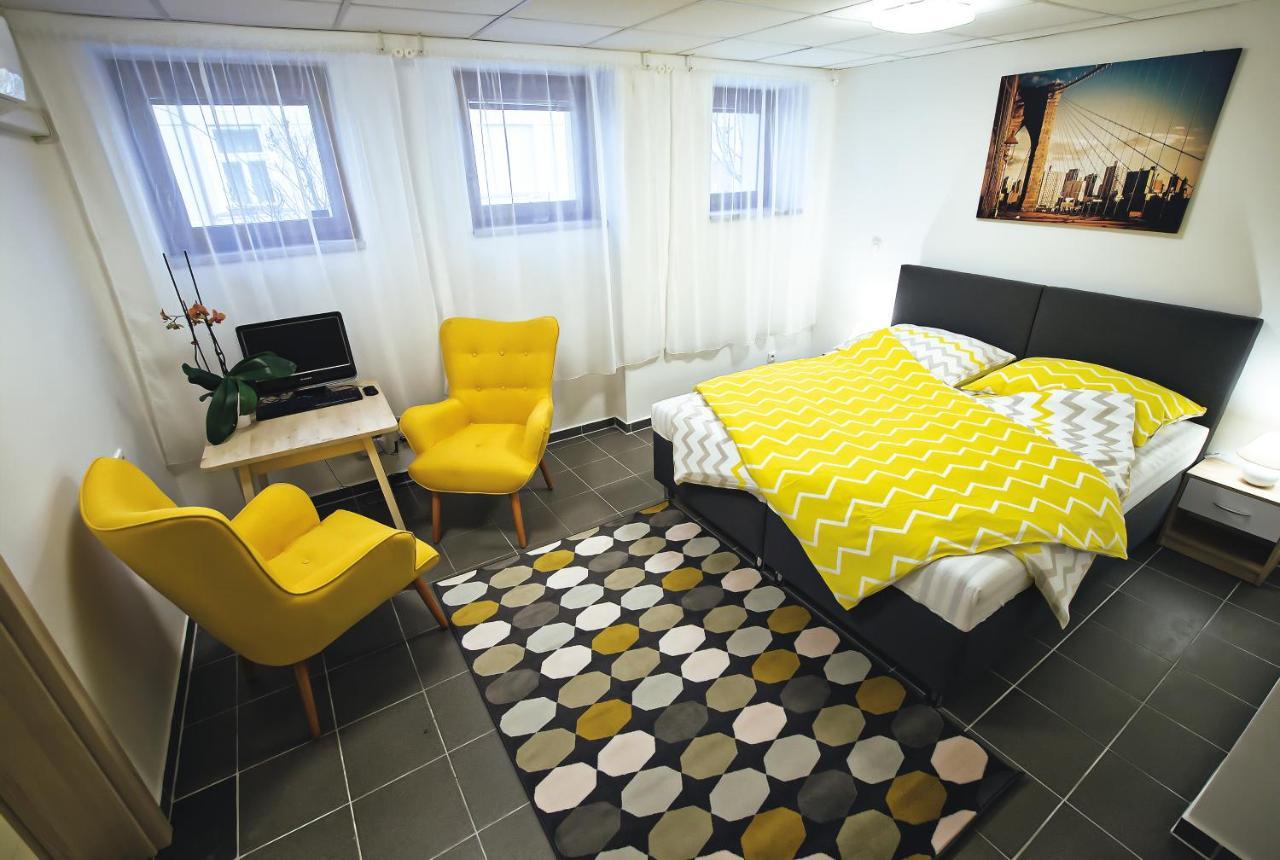 Nice Accommodation In Mikulov Zewnętrze zdjęcie