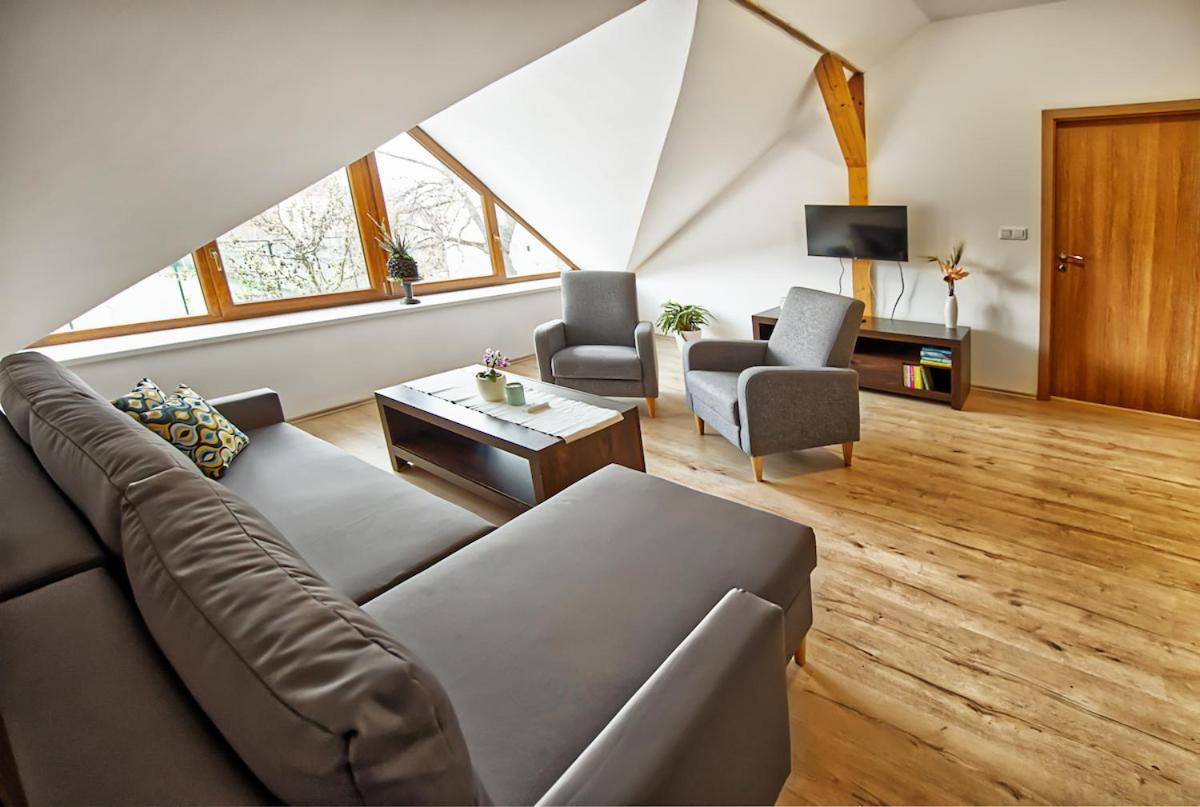 Nice Accommodation In Mikulov Zewnętrze zdjęcie