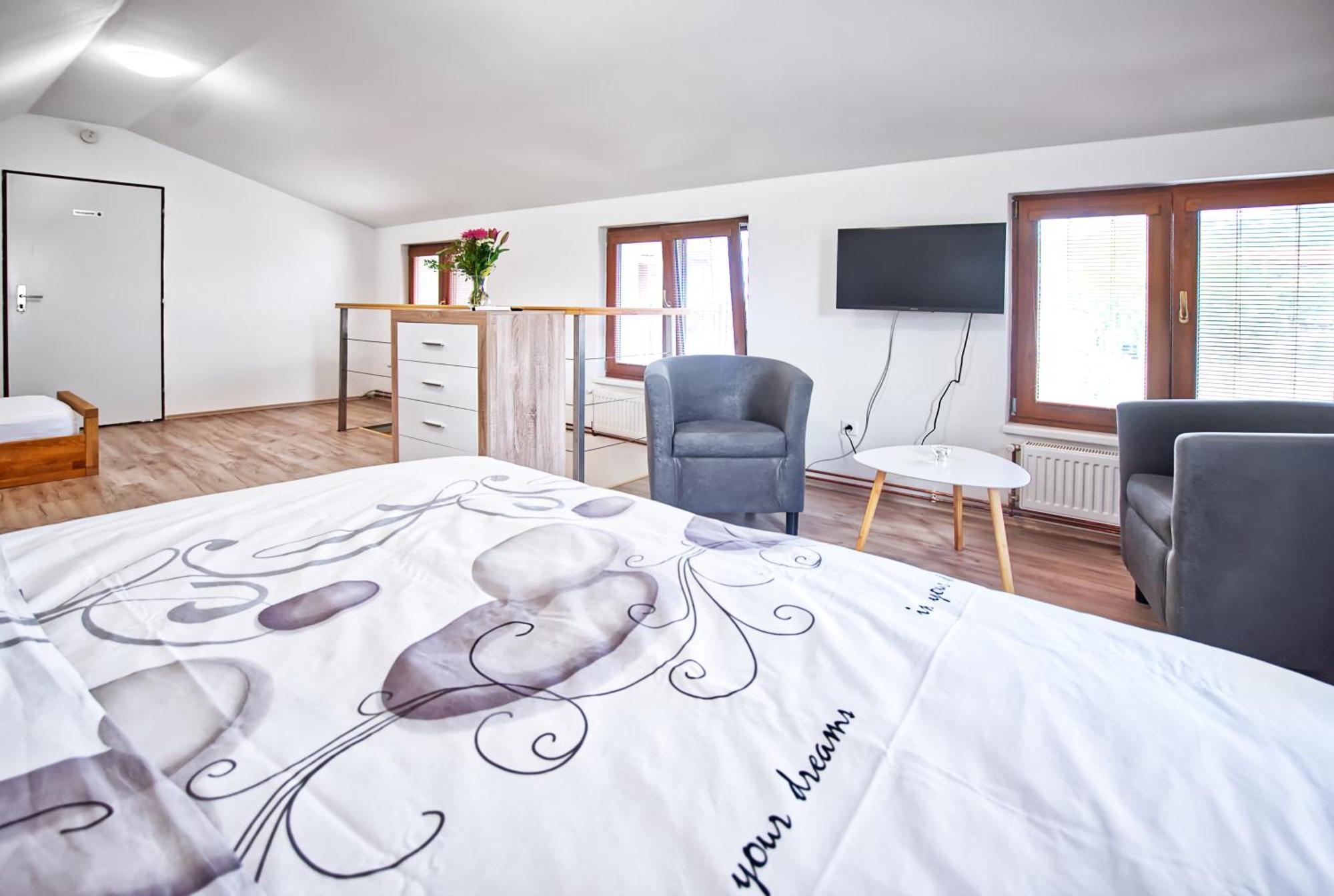 Nice Accommodation In Mikulov Zewnętrze zdjęcie