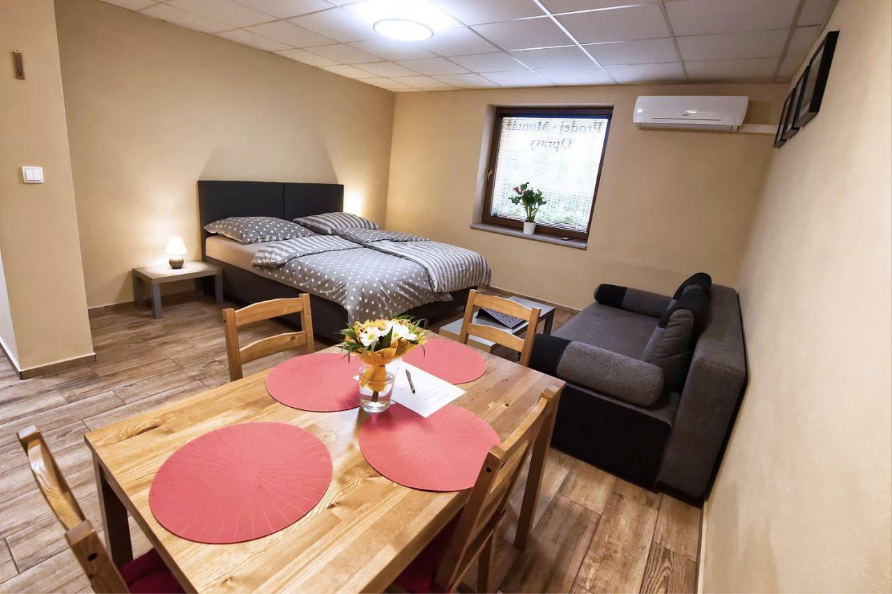 Nice Accommodation In Mikulov Zewnętrze zdjęcie